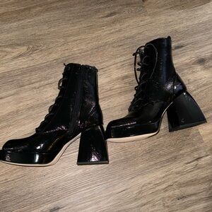 New Circus by Sam Edelman boots size 6.5